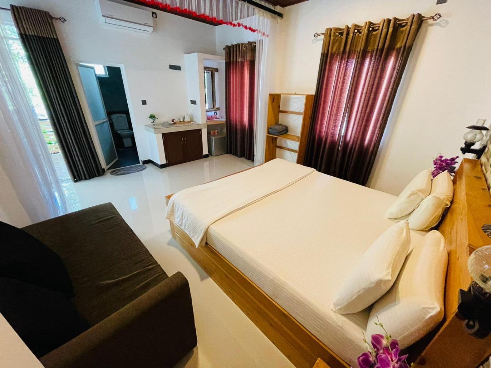 Dhanudi Homestay Ella Eksteriør bilde