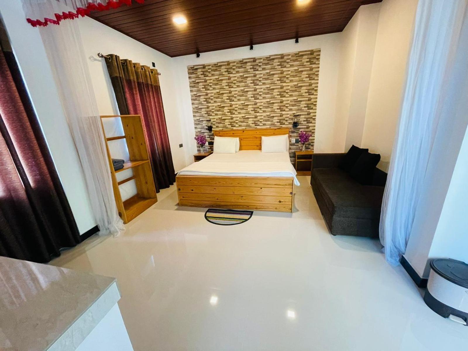 Dhanudi Homestay Ella Eksteriør bilde
