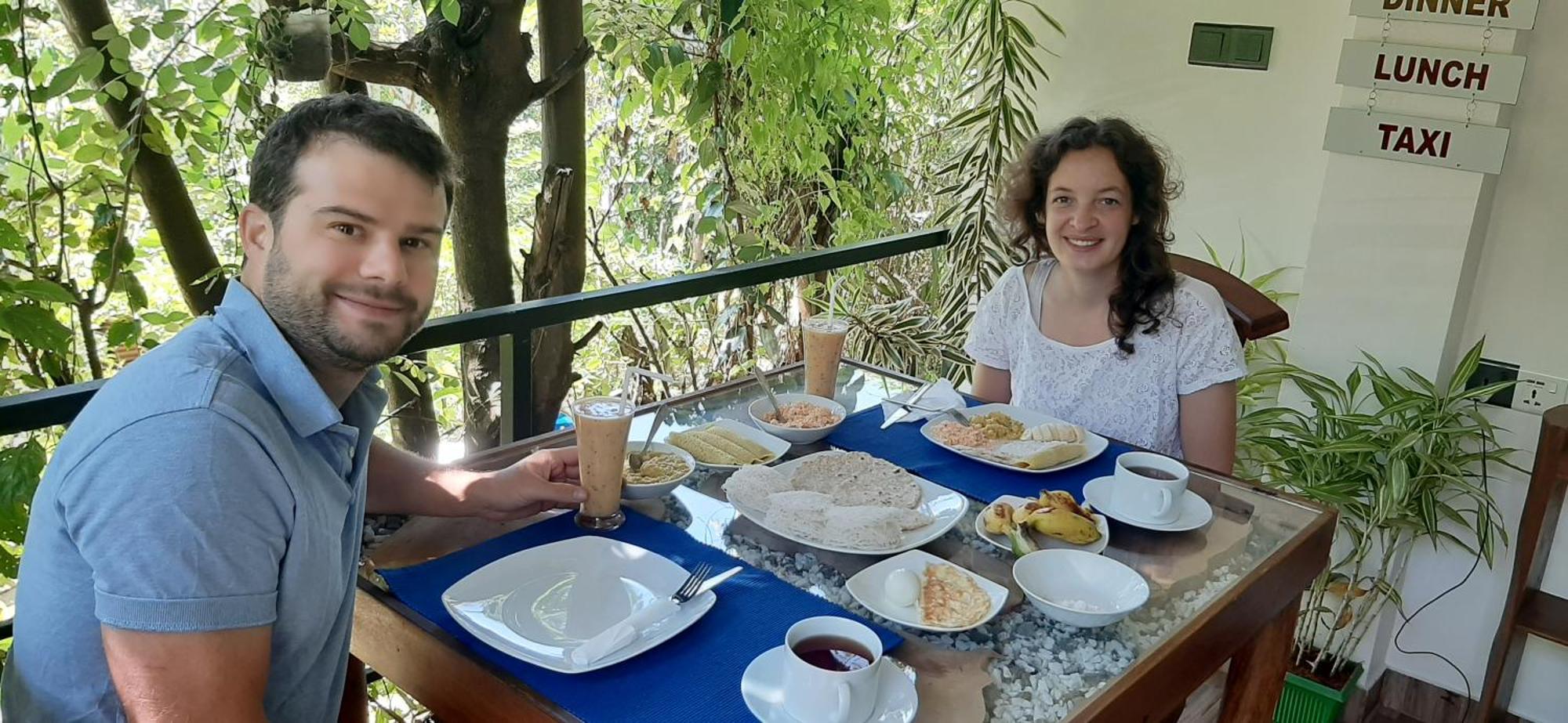 Dhanudi Homestay Ella Eksteriør bilde