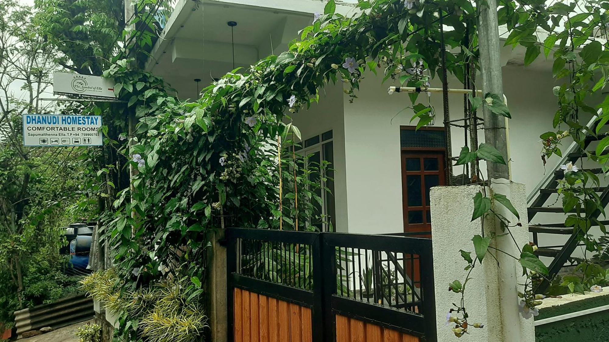 Dhanudi Homestay Ella Eksteriør bilde